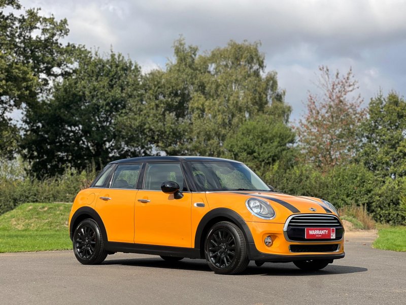 MINI HATCH