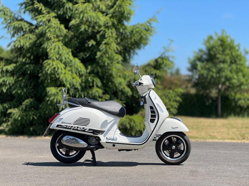 PIAGGIO Vespa
