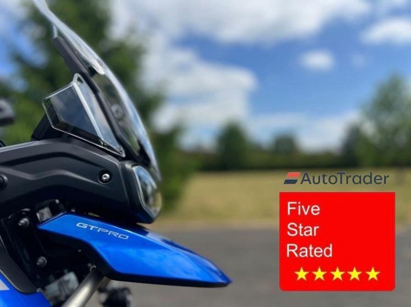 TRIUMPH TIGER 900