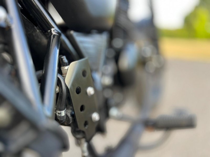 MUTT MONGREL 125