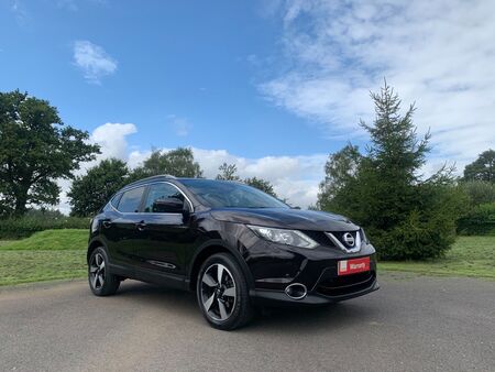 NISSAN QASHQAI 1.2 DIG-T N-Connecta 5dr