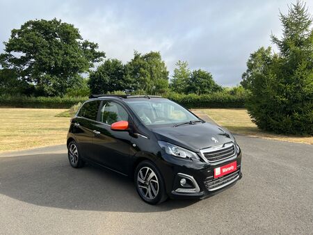 PEUGEOT 108 1.2 PureTech Roland Garros Top! Euro 6 5dr