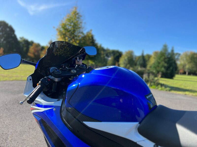 SUZUKI GSXR750