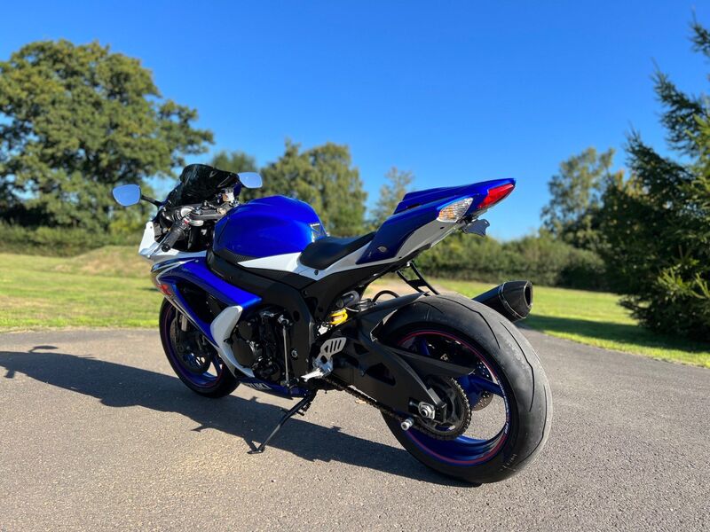 SUZUKI GSXR750