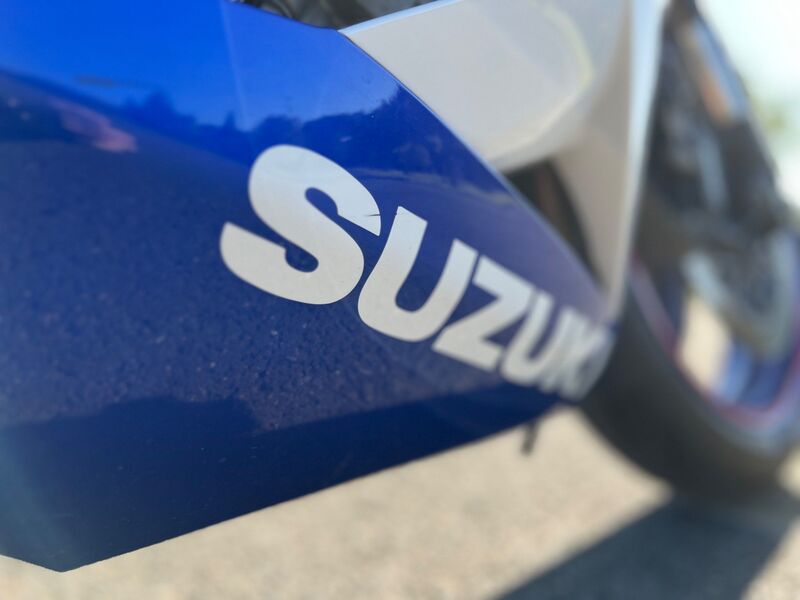 SUZUKI GSXR750
