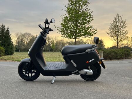 YADEA G5 Electric Moped